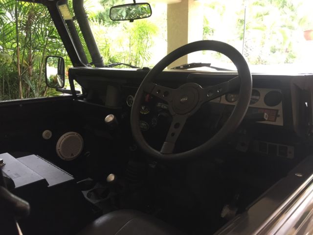 1990 Gray Land Rover Defender