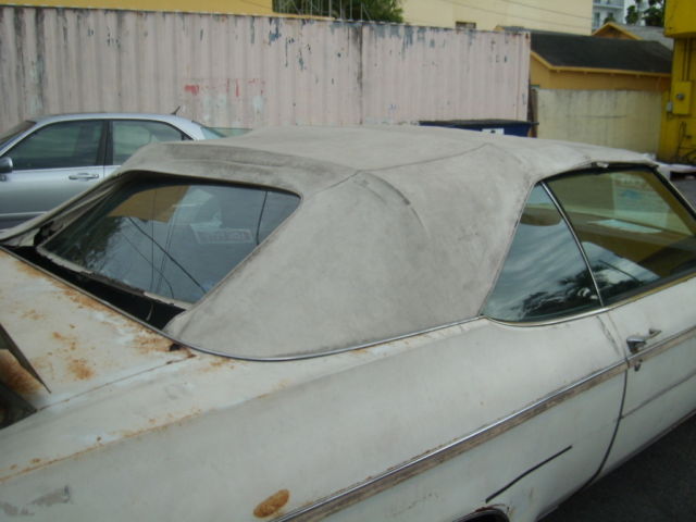 1973 White Oldsmobile Eighty-Eight Convertible