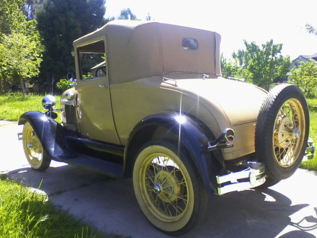 1928 Tan-Black Ford Model A Coupe