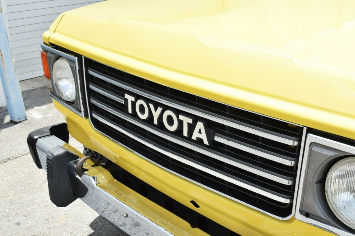 1985 Yellow Toyota Land Cruiser SUV