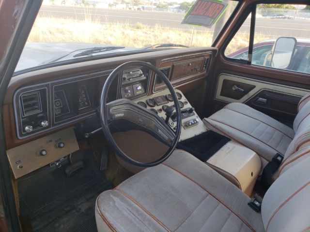 1978 Silver Ford F-350 Extended Cab Pickup