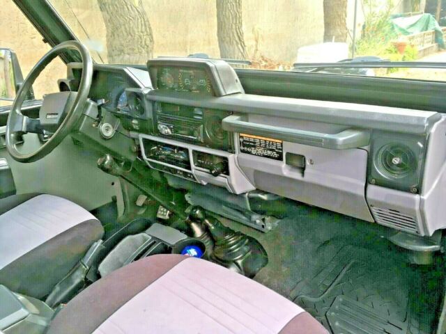 1987 Black Toyota Land Cruiser 4X4