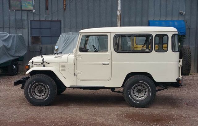 1980 White Toyota Land Cruiser Convertible