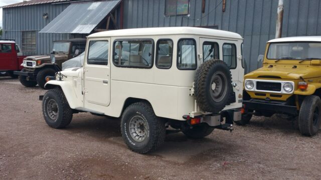 1980 White Toyota Land Cruiser Convertible