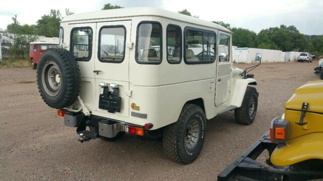 1980 White Toyota Land Cruiser Convertible