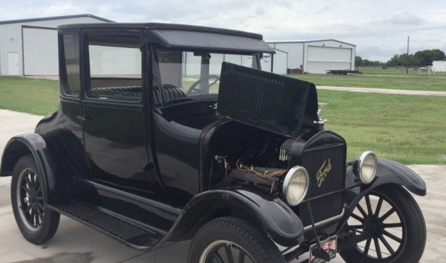 1926 Black Ford Model T Coupe