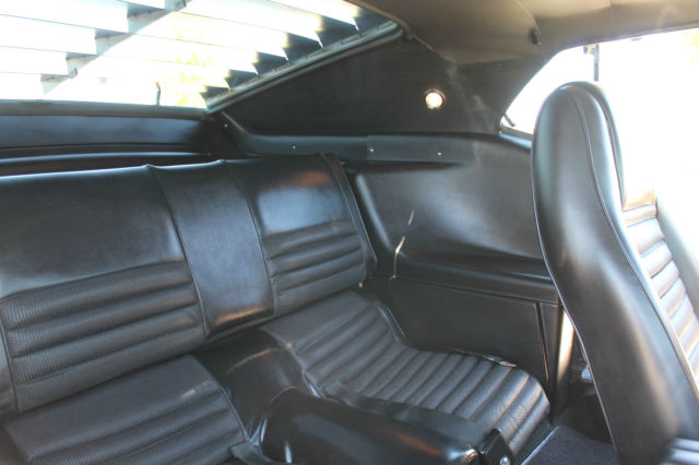 1970 Yellow Ford Mustang SPORTROOF