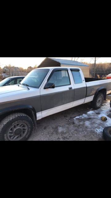 1992 Gray Dodge Dakota