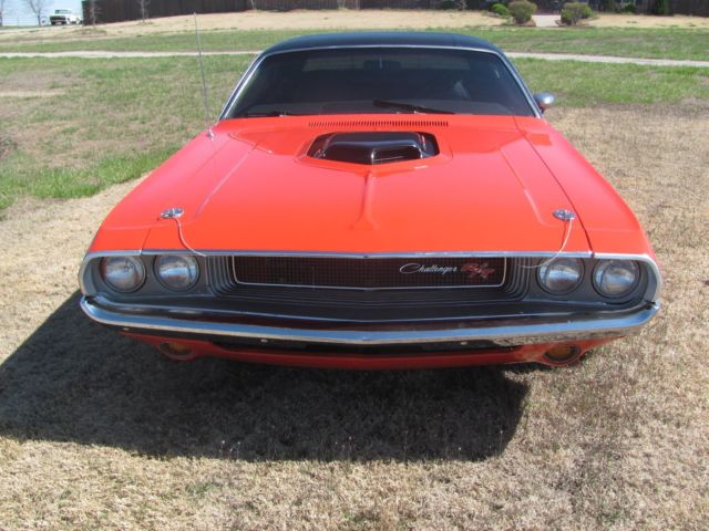 1970 Green Dodge Challenger Coupe