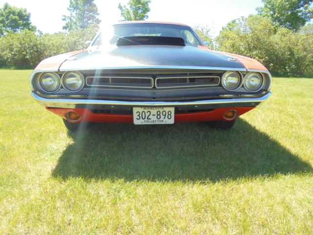 1971 Orange Dodge Challenger Coupe