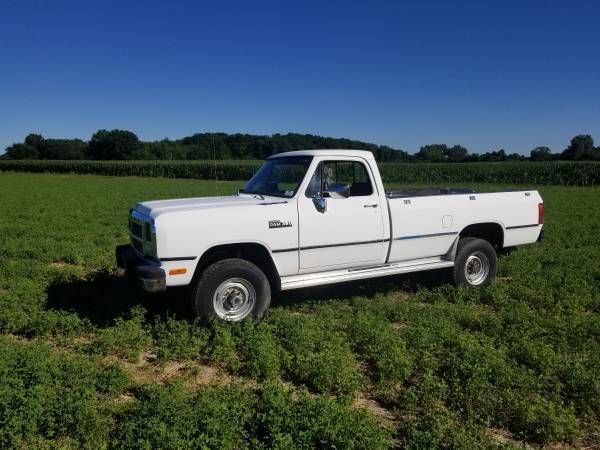 1991 White Dodge Ram 3500 Standard Cab Pickup
