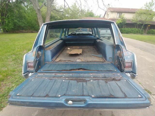 1968 Blue Dodge Polara Wagon
