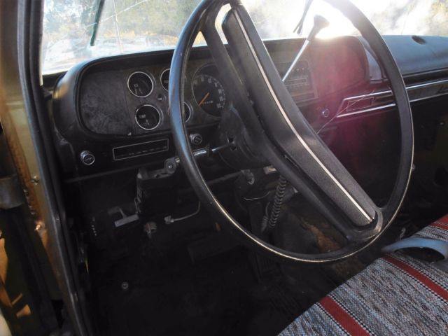 1975 Tan Dodge Power Wagon