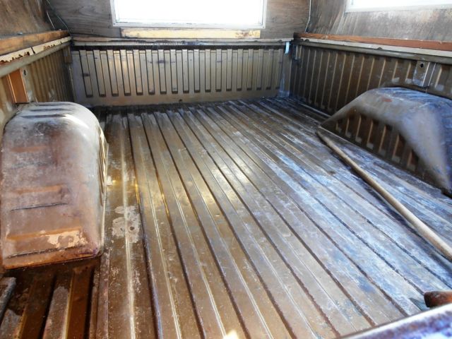 1975 Tan Dodge Power Wagon