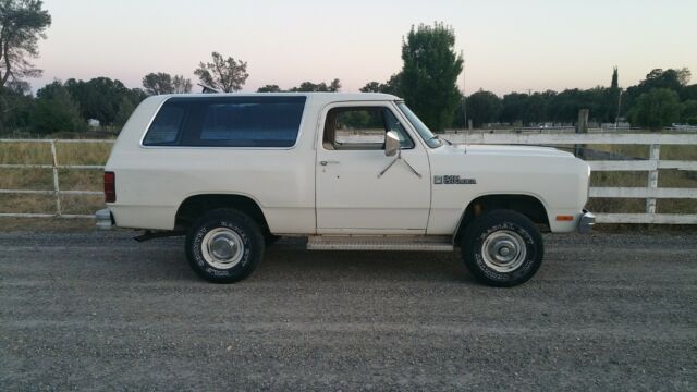1985 Dodge Ramcharger