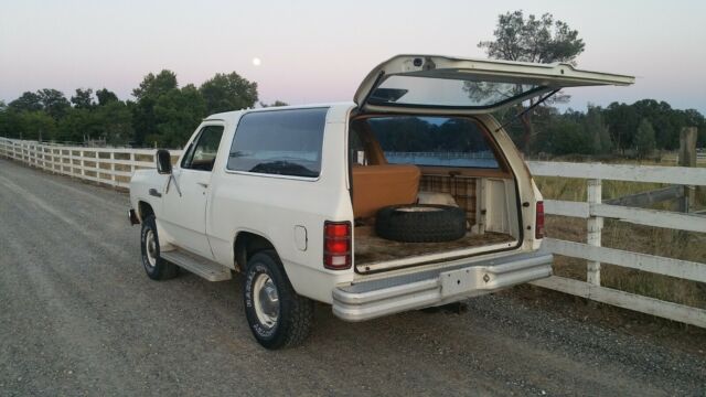 1985 Dodge Ramcharger