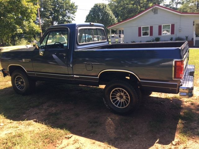 1988 Blue Dodge Ram 1500 Standard Cab Pickup