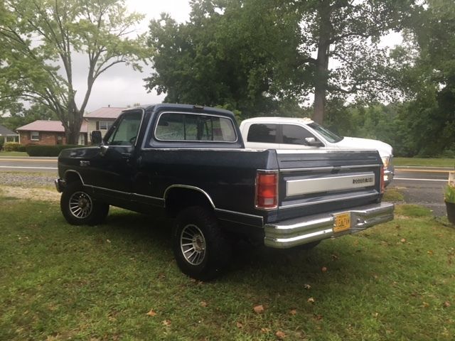1988 Blue Dodge Ram 1500 Standard Cab Pickup