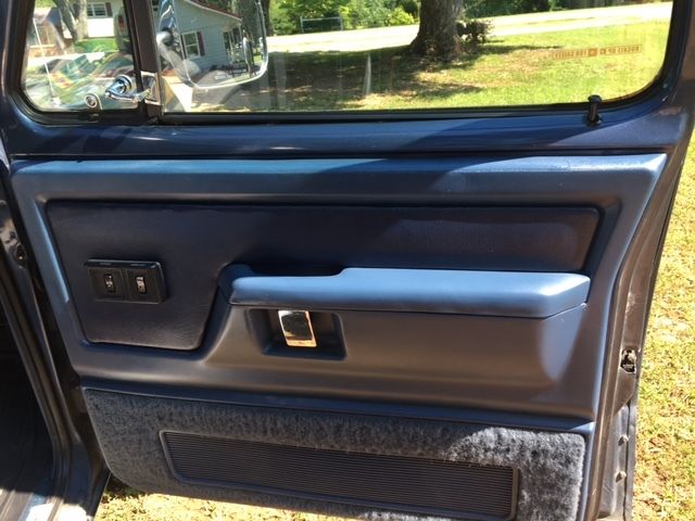 1988 Blue Dodge Ram 1500 Standard Cab Pickup