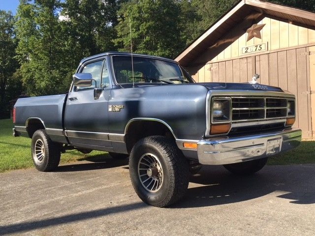 1988 Blue Dodge Ram 1500 Standard Cab Pickup