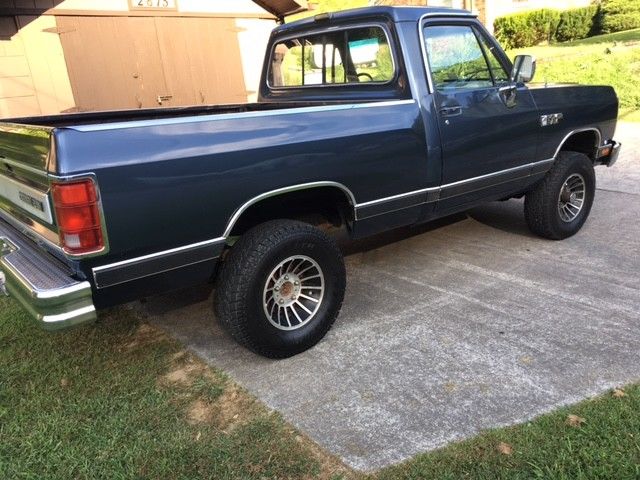 1988 Blue Dodge Ram 1500 Standard Cab Pickup