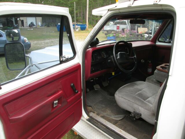 1993 White Dodge Ram 3500 Cab & Chassis W/ Sleeper