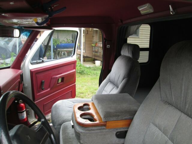 1993 White Dodge Ram 3500 Cab & Chassis W/ Sleeper