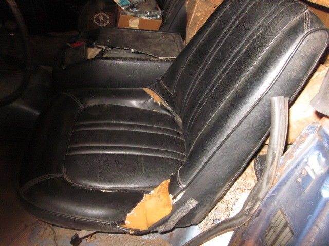 1974 Blue & White Dodge Ramcharger SUV