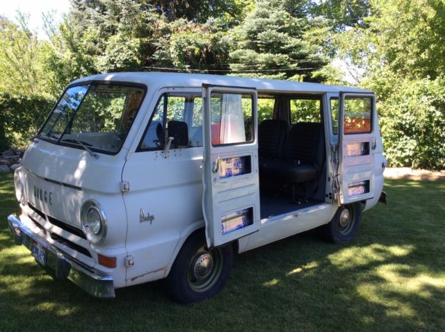 1965 Dodge A-100 Standard Passenger Van