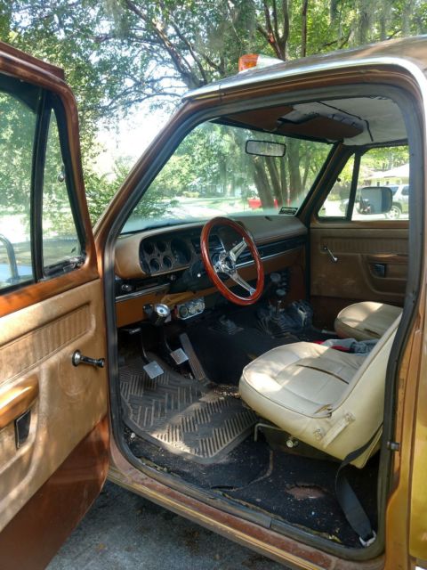 1977 Gold Dodge Power Wagon Standard Cab Pickup
