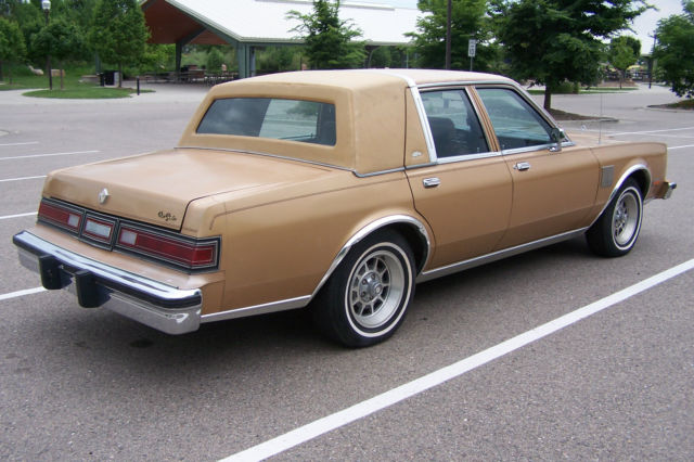 1982 Gold Chrysler New Yorker Sedan