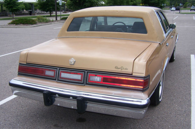 1982 Gold Chrysler New Yorker Sedan
