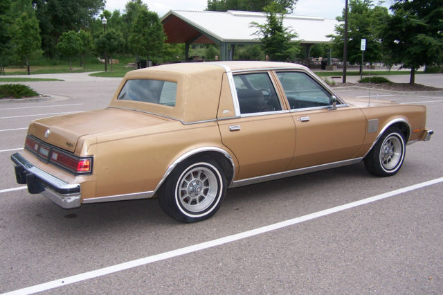 1982 Gold Chrysler New Yorker Sedan