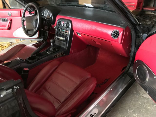 1993 Black Mazda MX-5 Miata Convertible