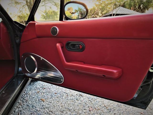 1993 Black Mazda MX-5 Miata Convertible