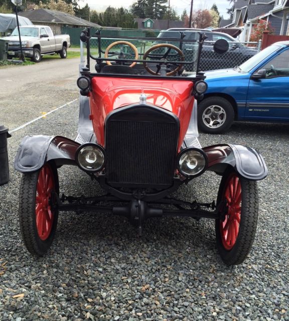 1925 Red Ford Model T