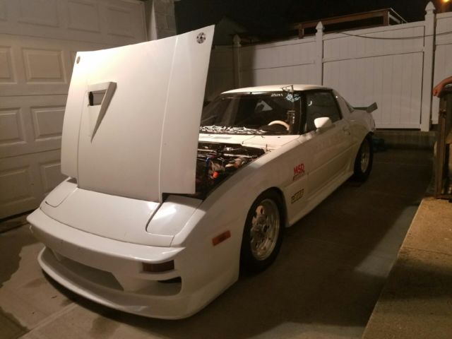 1980 white Mazda RX-7