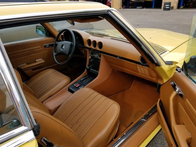 1976 Yellow Mercedes-Benz SL-Class Coupe