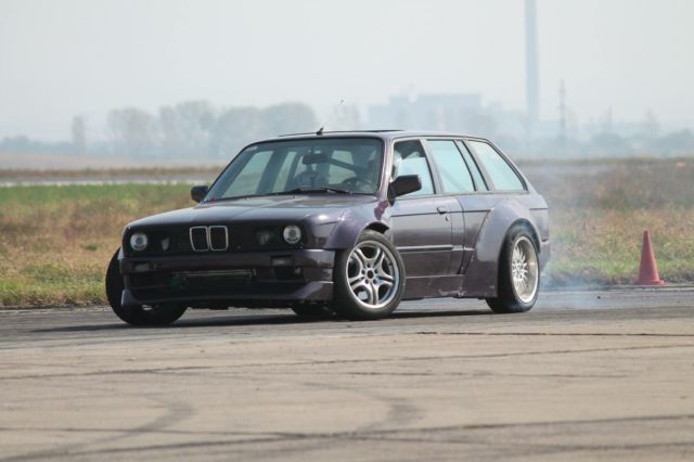 1991 Purple BMW 3-Series Touring