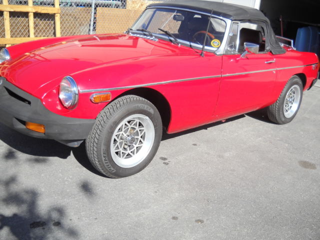 1977 Red MG MGB Convertible