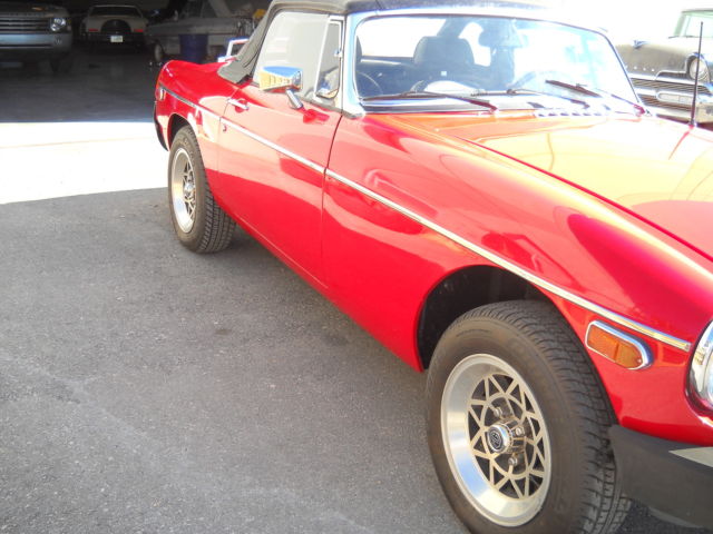 1977 Red MG MGB Convertible