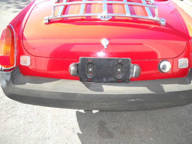 1977 Red MG MGB Convertible
