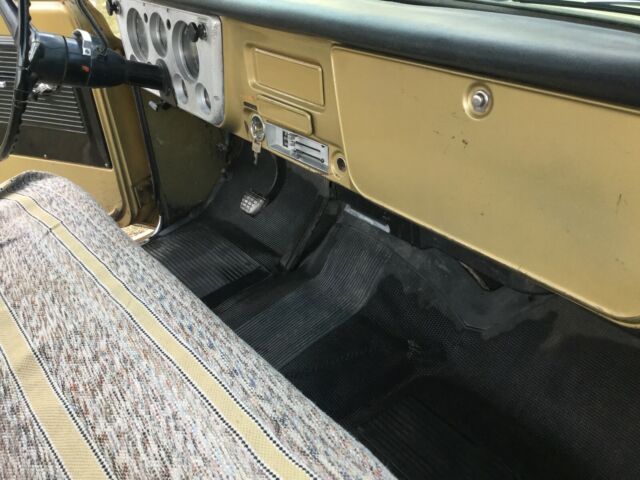 1970 Gold Chevrolet C-10 Standard Cab Pickup