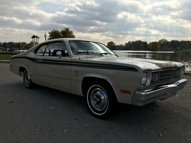 1973 Spinnaker White Plymouth Duster Coupe