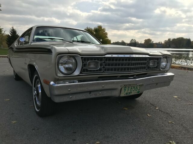 1973 Spinnaker White Plymouth Duster Coupe