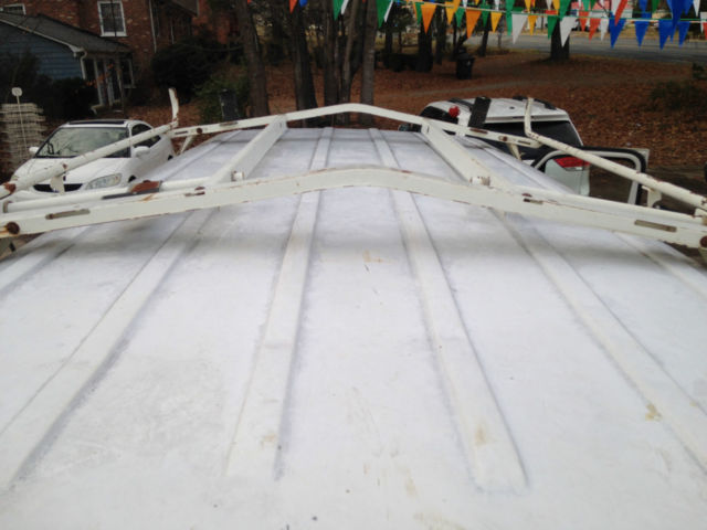 1991 Orange / White Ford E-Series Van Extended Passenger Van