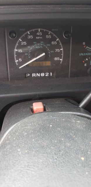 1992 White Ford E-Series Van Extended Passenger Van