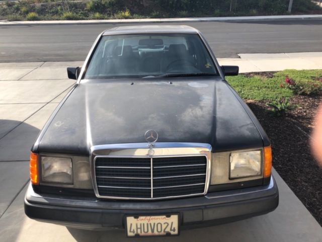 1993 Gray Mercedes-Benz E-Class Sedan