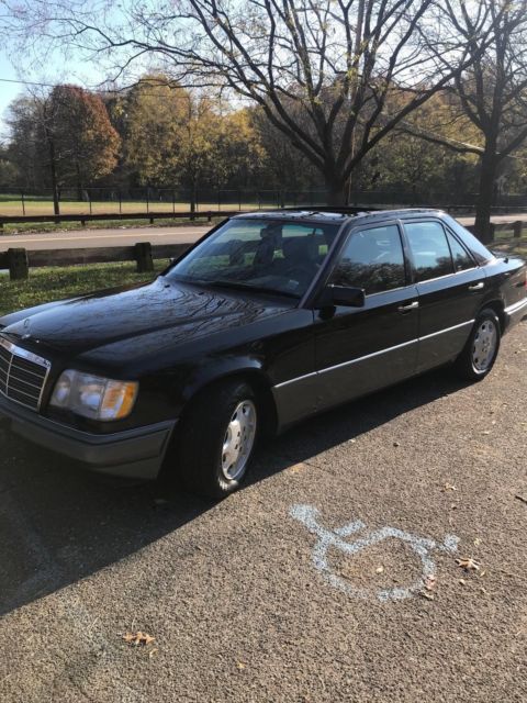 1994 Black Mercedes-Benz E-Class Sedan