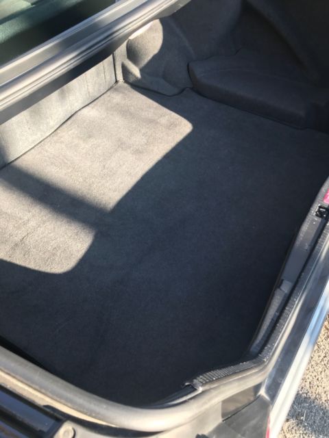 1994 Black Mercedes-Benz E-Class Sedan